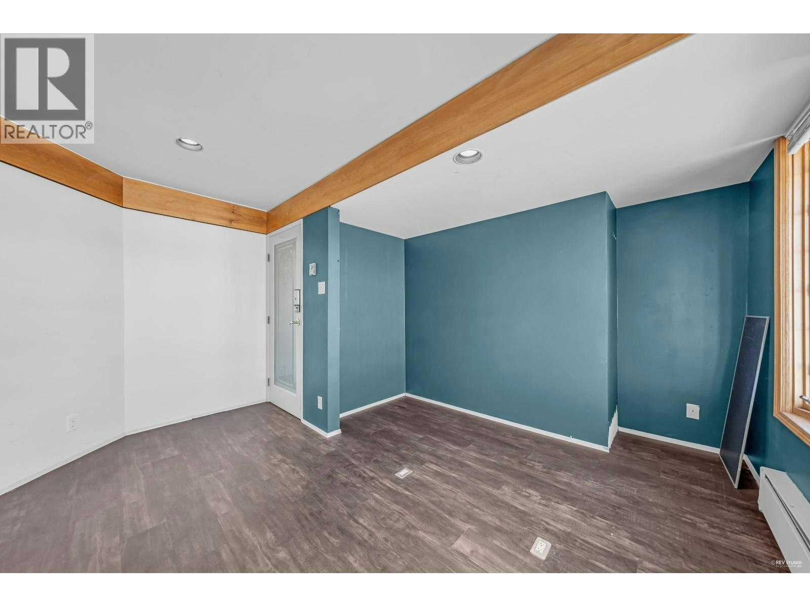 1366 SW Marine Drive, Vancouver, BC, V6P 5Z9 - 8