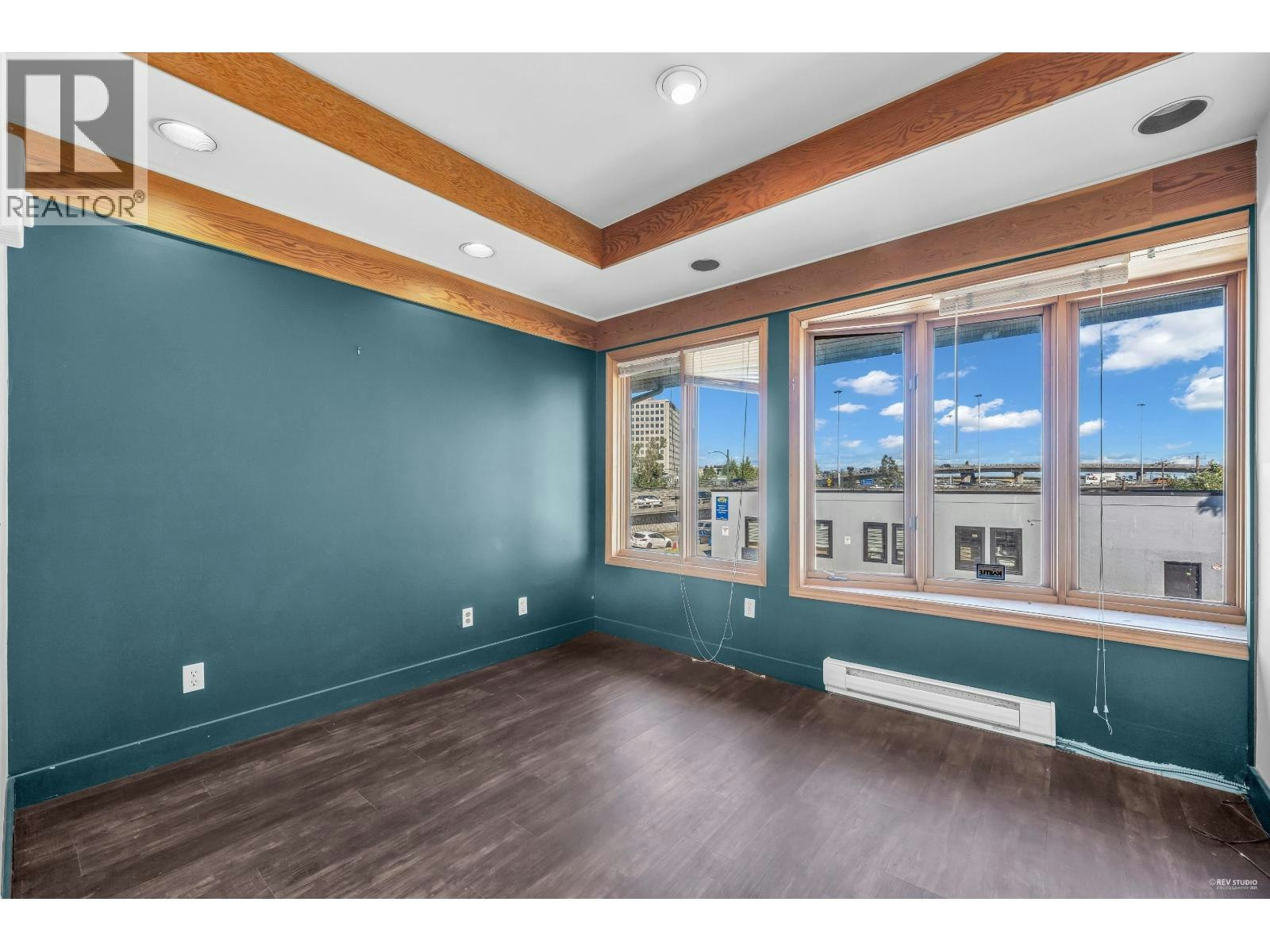 1366 SW Marine Drive, Vancouver, BC, V6P 5Z9 - 9