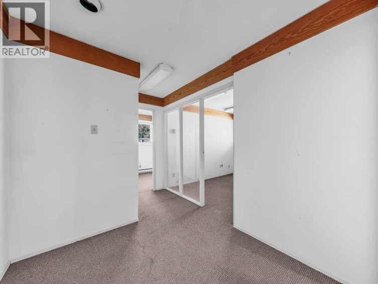 1366 SW Marine Drive, Vancouver, BC, V6P 5Z9 - 4
