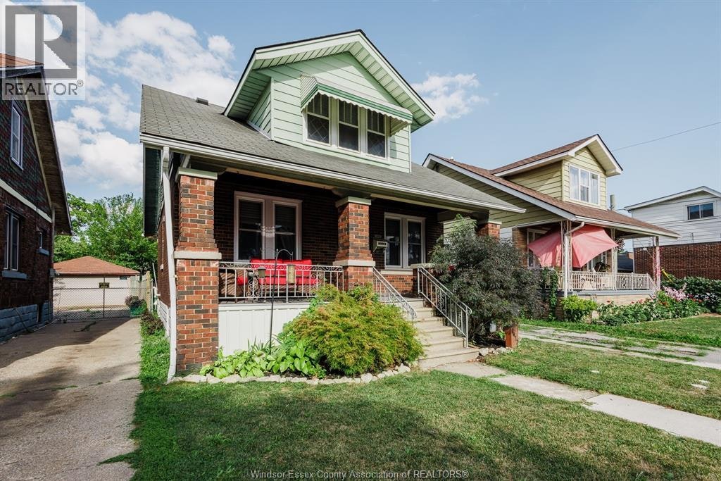 1472 Albert Road, Windsor, ON, N8Y 3P9
