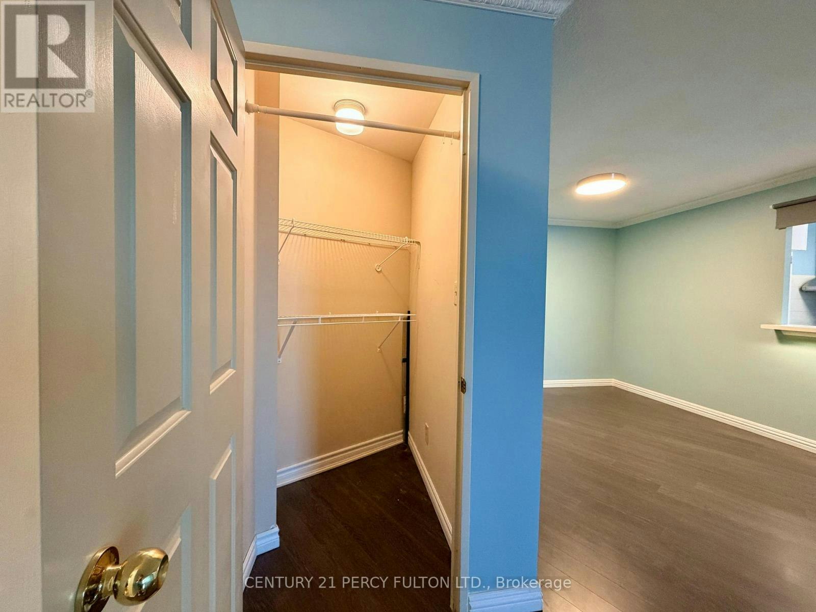 175 Bamburgh Circle, Toronto, ON, M1W 3X8 - 12