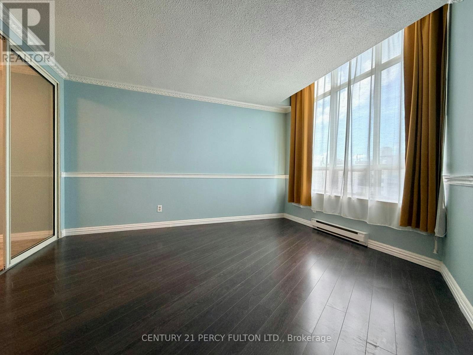175 Bamburgh Circle, Toronto, ON, M1W 3X8 - 15