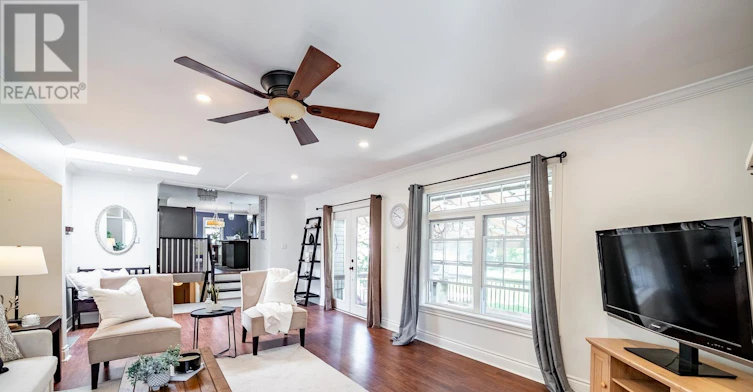 5104 Aurora Road, Whitchurch-Stouffville, ON, L4A 3K1 - 15