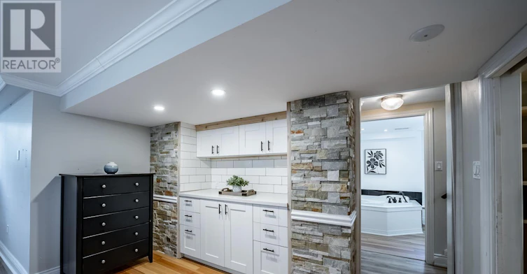5104 Aurora Road, Whitchurch-Stouffville, ON, L4A 3K1 - 27
