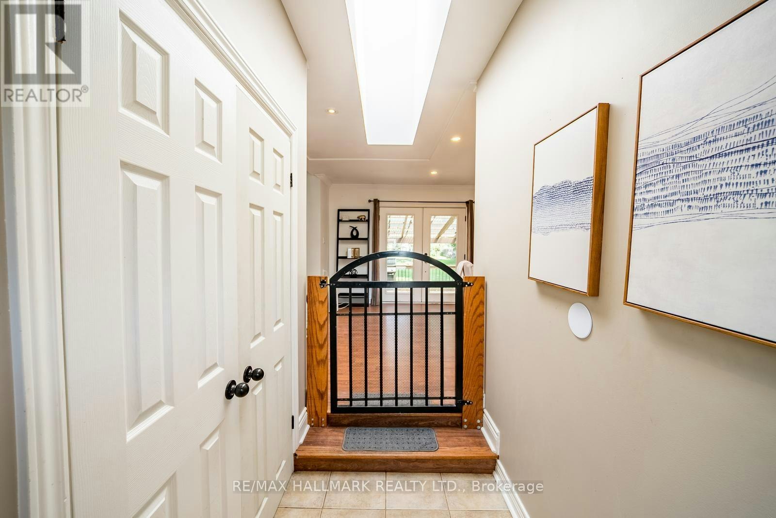 5104 Aurora Road, Whitchurch-Stouffville, ON, L4A 3K1 - 12