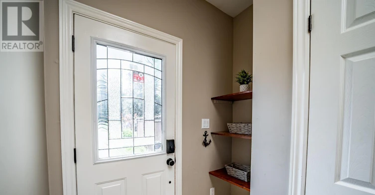 5104 Aurora Road, Whitchurch-Stouffville, ON, L4A 3K1 - 11