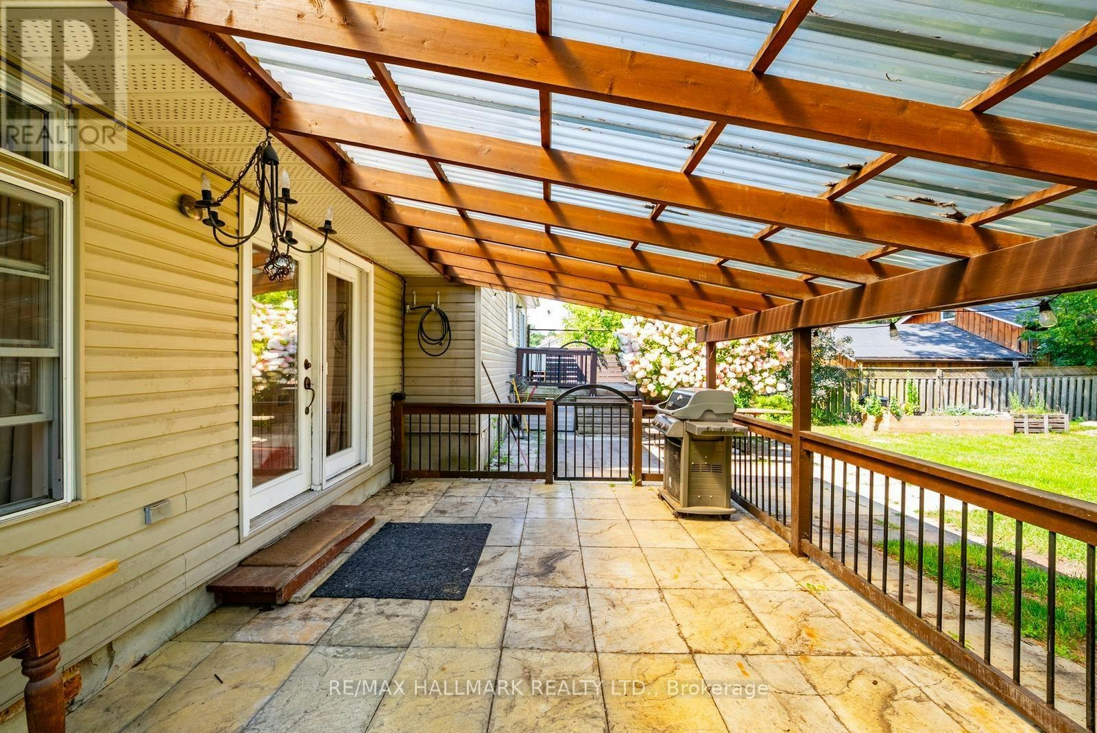 5104 Aurora Road, Whitchurch-Stouffville, ON, L4A 3K1 - 44