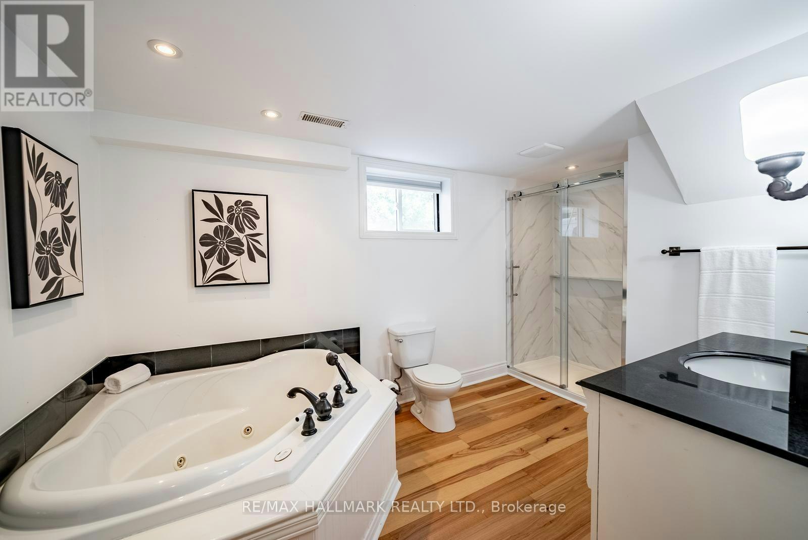 5104 Aurora Road, Whitchurch-Stouffville, ON, L4A 3K1 - 31