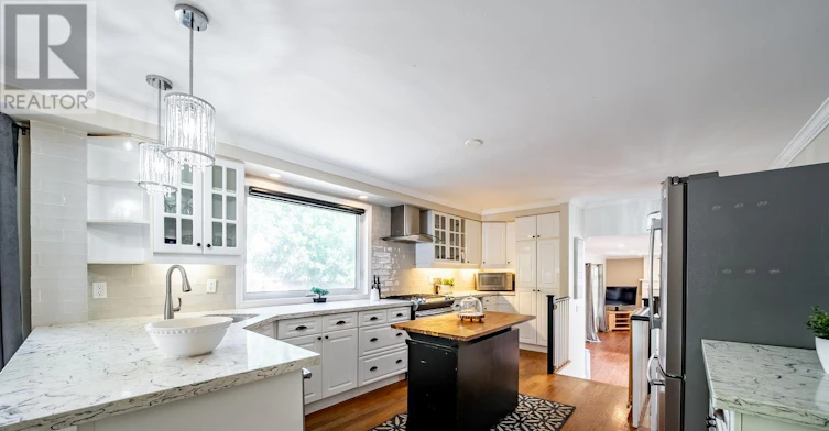 5104 Aurora Road, Whitchurch-Stouffville, ON, L4A 3K1 - 16