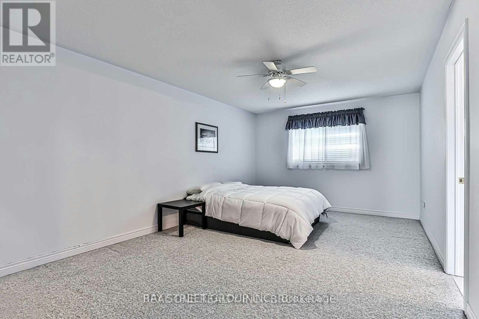523 Ainsworth Drive, Newmarket, ON, L3Y 8W9 - 17