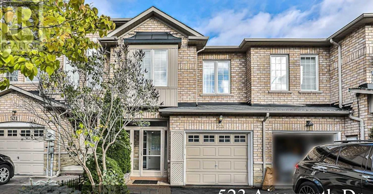 523 Ainsworth Drive, Newmarket, ON, L3Y 8W9