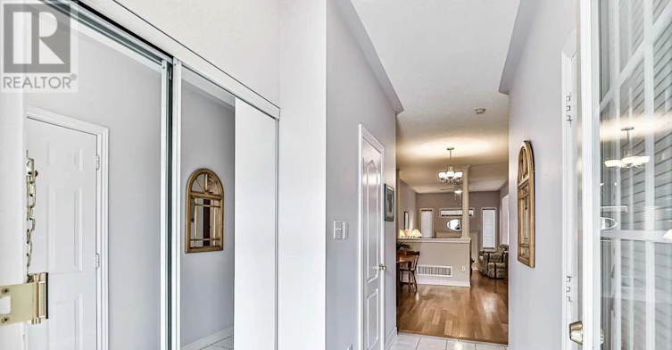 523 Ainsworth Drive, Newmarket, ON, L3Y 8W9 - 4