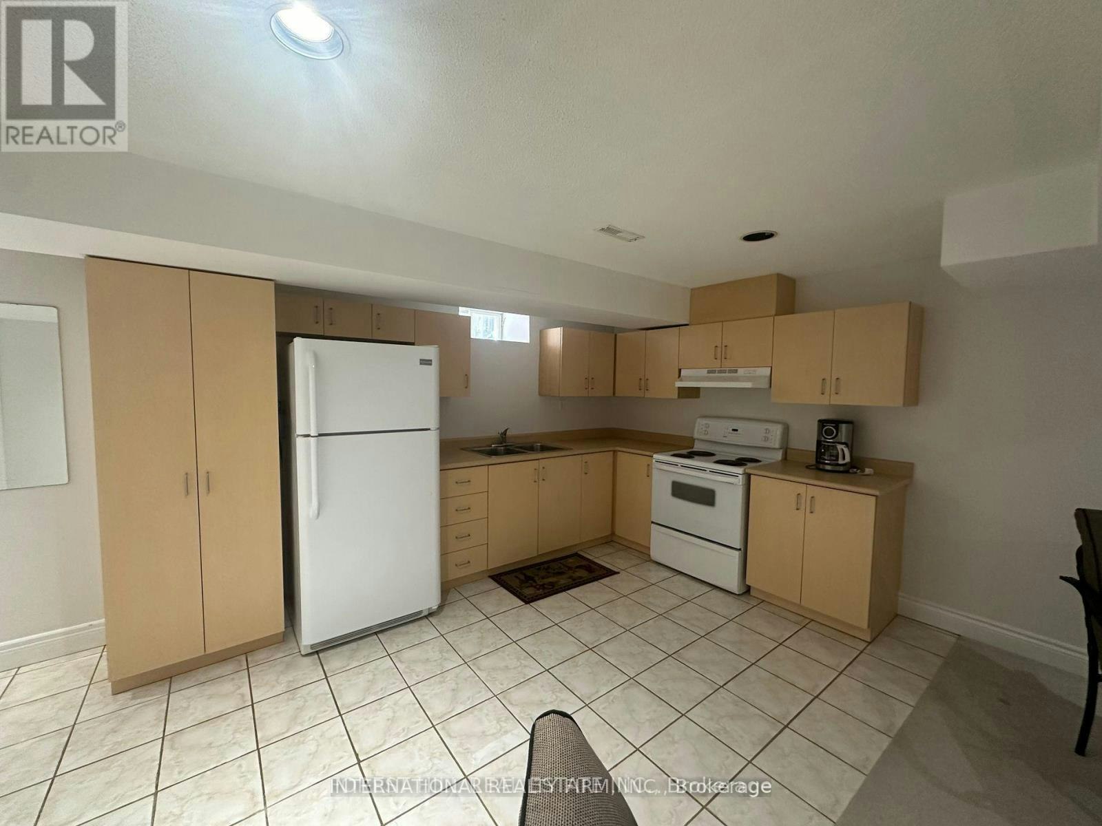 BASEMENT-156 Jefferson Forest Drive, Richmond Hill, ON, L4E 4K6 - 3