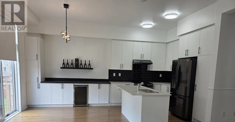 104 Shepherd Drive, Barrie, ON, L9S 2Z4 - 3
