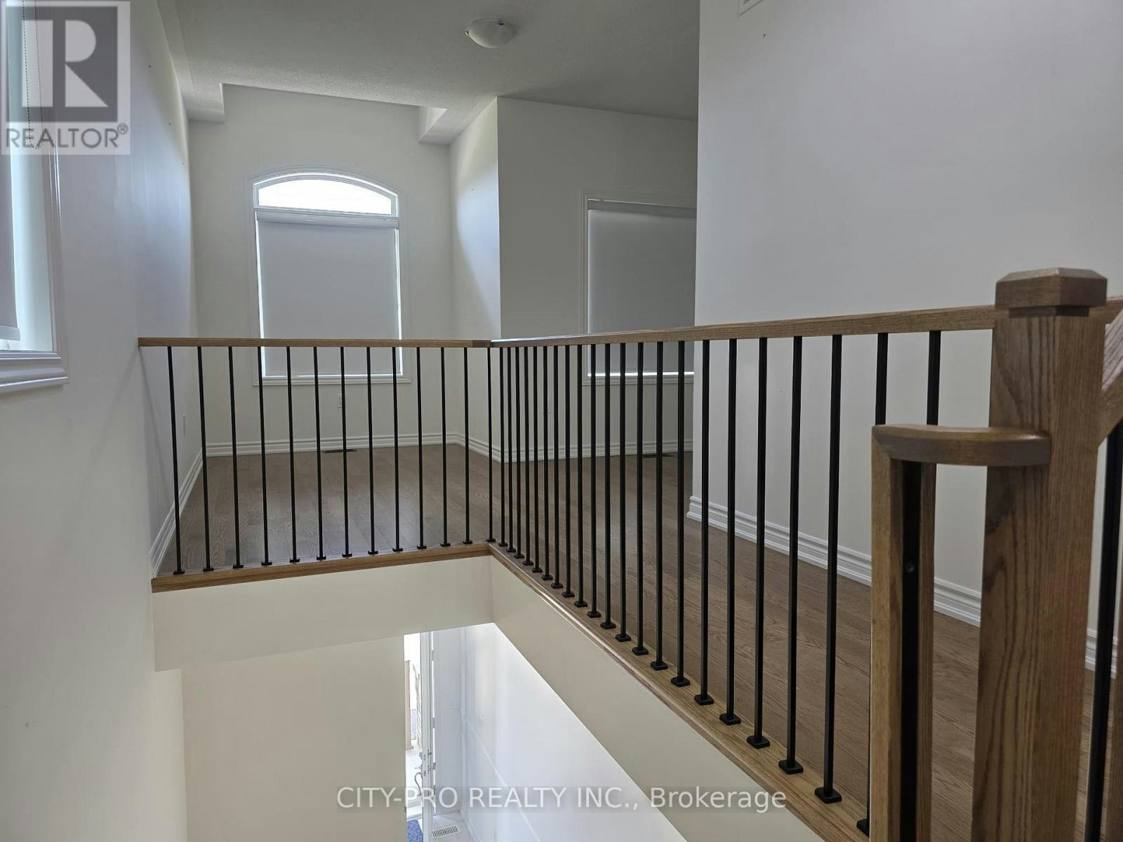 104 Shepherd Drive, Barrie, ON, L9S 2Z4 - 10