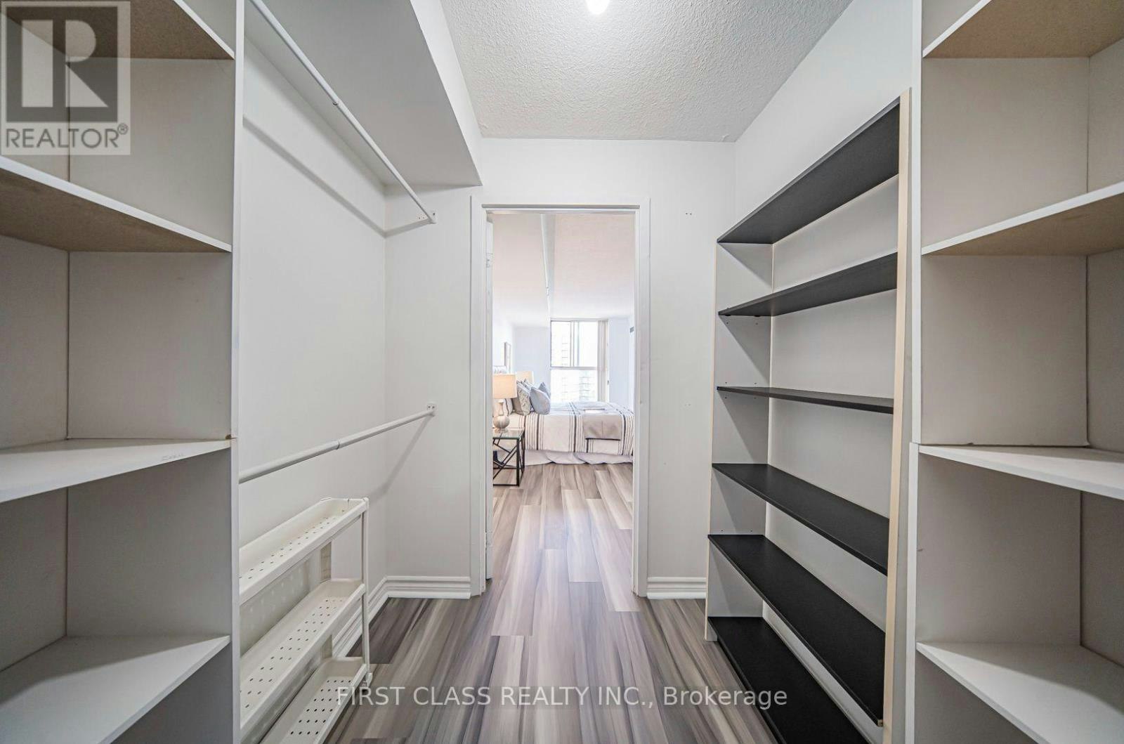 810-2091 Hurontario Street, Mississauga, ON, L5A 4E6 - 14