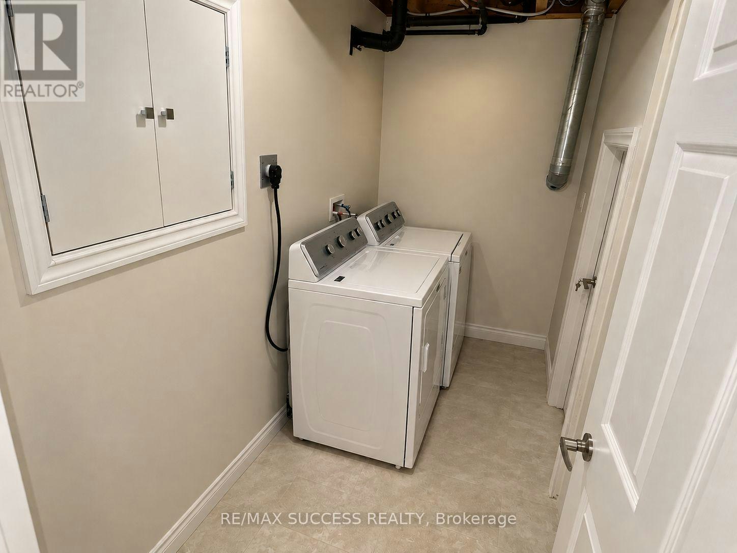 BASEMENT-916 Minchin Way, Milton, ON, L9T 7T6 - 11