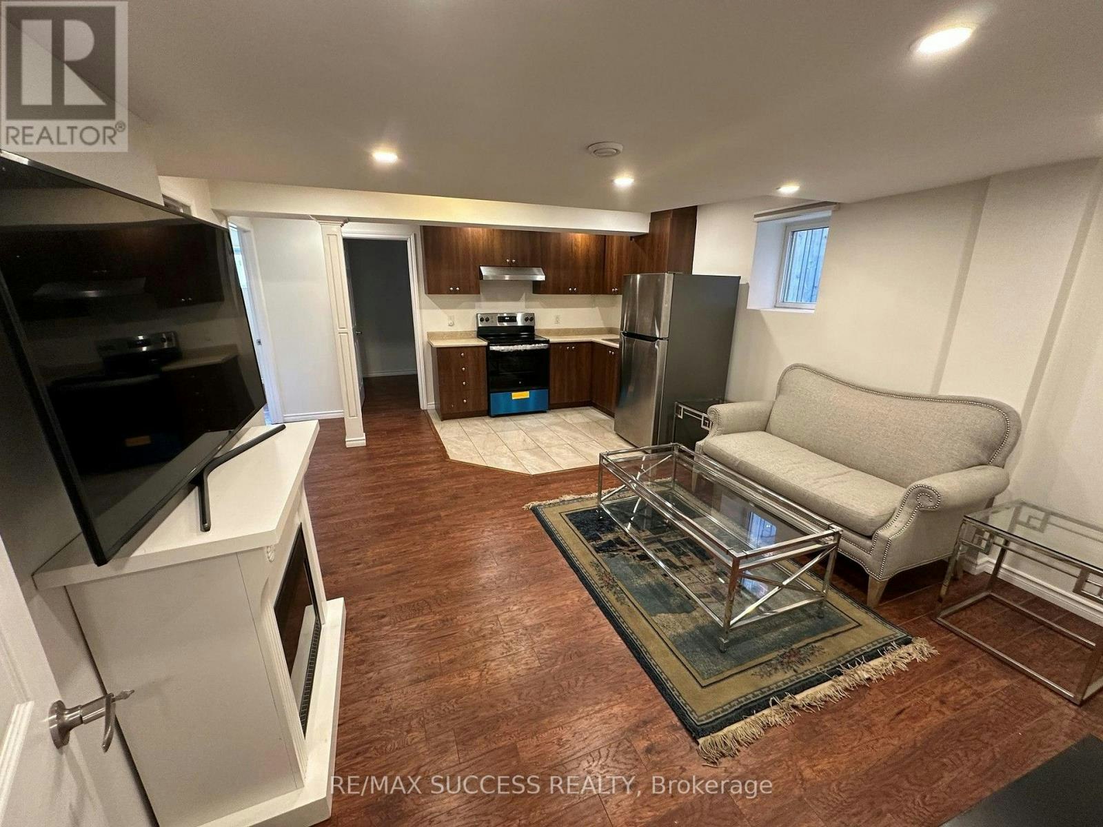 BASEMENT-916 Minchin Way, Milton, ON, L9T 7T6 - 3