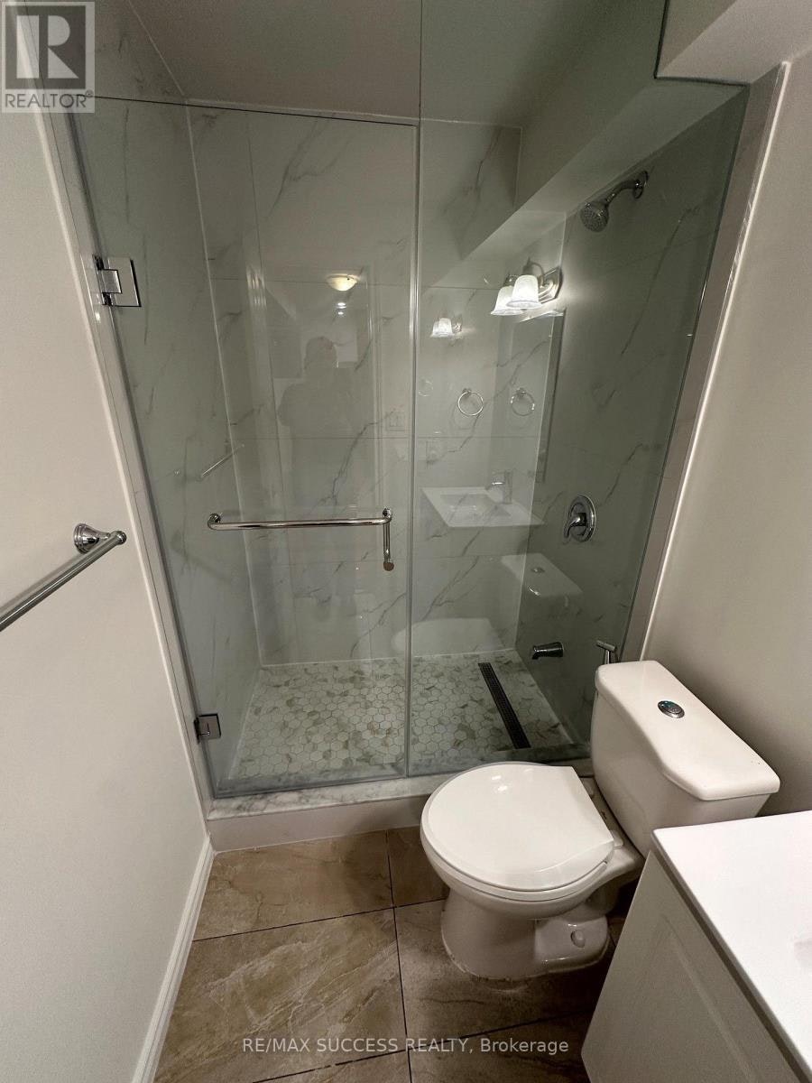 BASEMENT-916 Minchin Way, Milton, ON, L9T 7T6 - 9