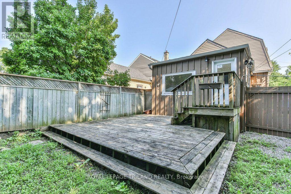 24 Mount Pleasant Avenue, London, ON, N6H 1C9 - 25