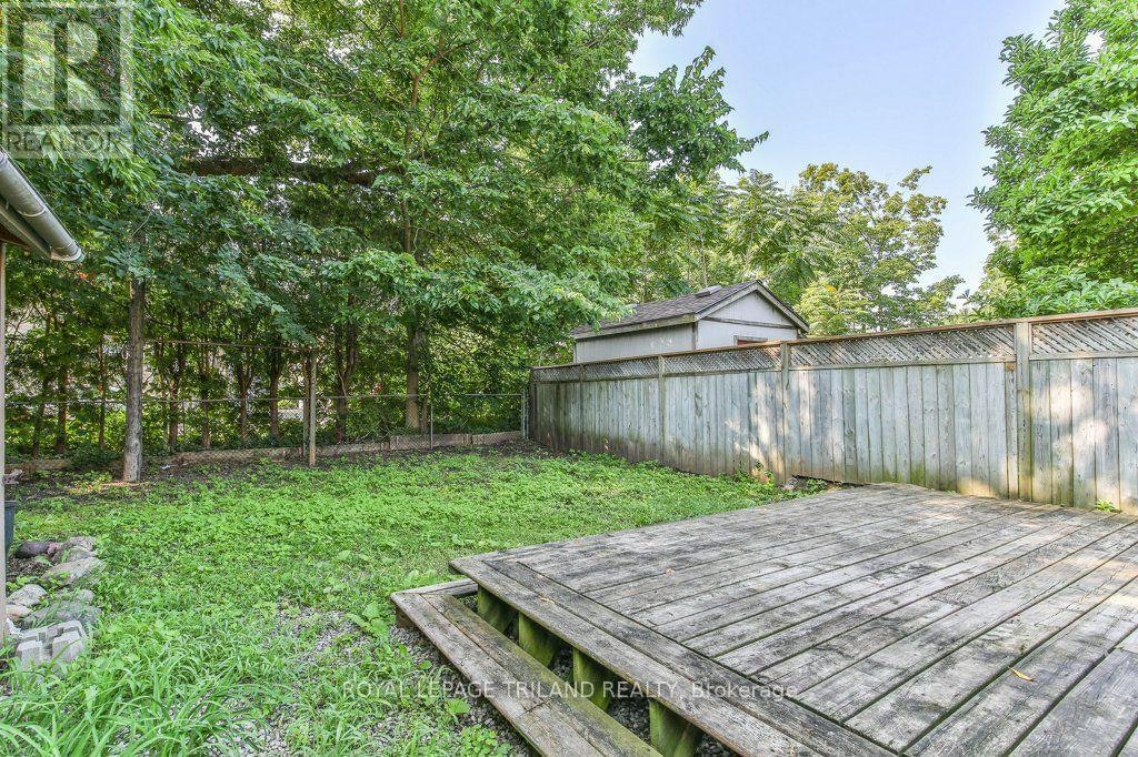 24 Mount Pleasant Avenue, London, ON, N6H 1C9 - 24