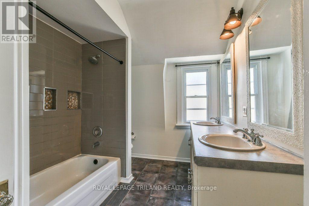 24 Mount Pleasant Avenue, London, ON, N6H 1C9 - 22