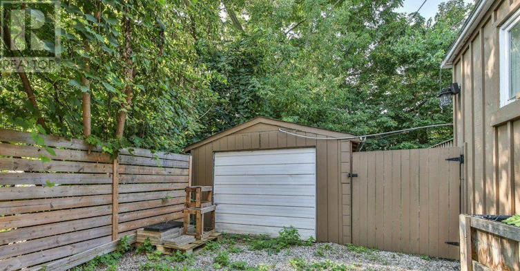 24 Mount Pleasant Avenue, London, ON, N6H 1C9 - 23