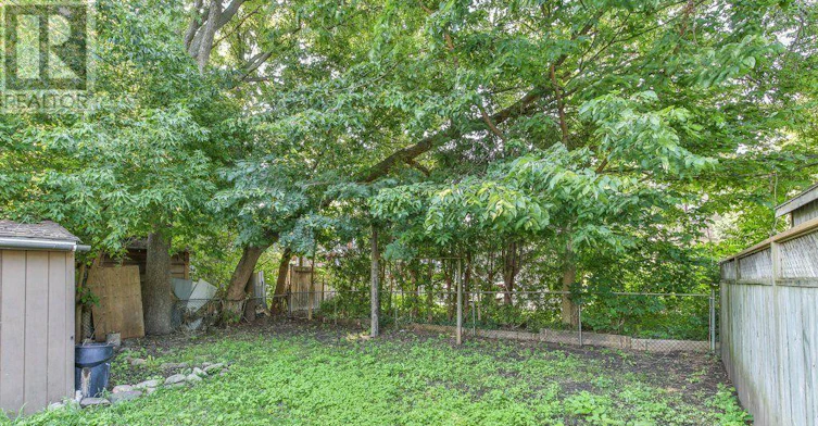 24 Mount Pleasant Avenue, London, ON, N6H 1C9 - 26
