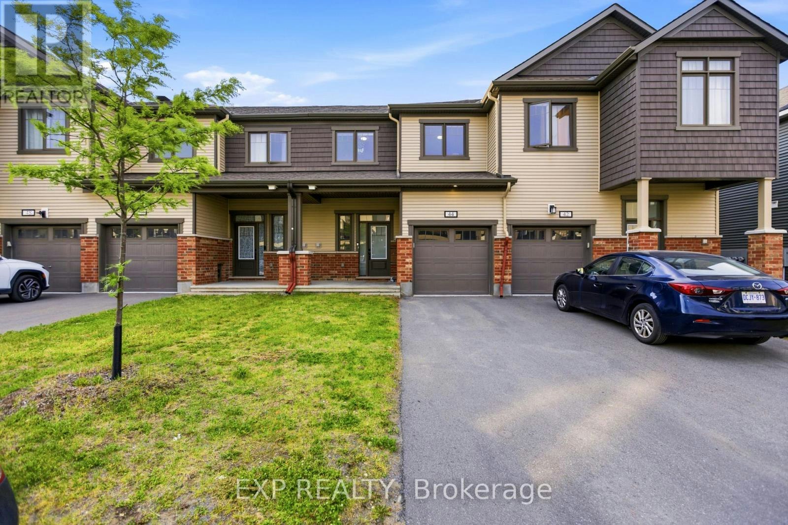 44 Lentago Avenue, Ottawa, ON, K2J 7A2