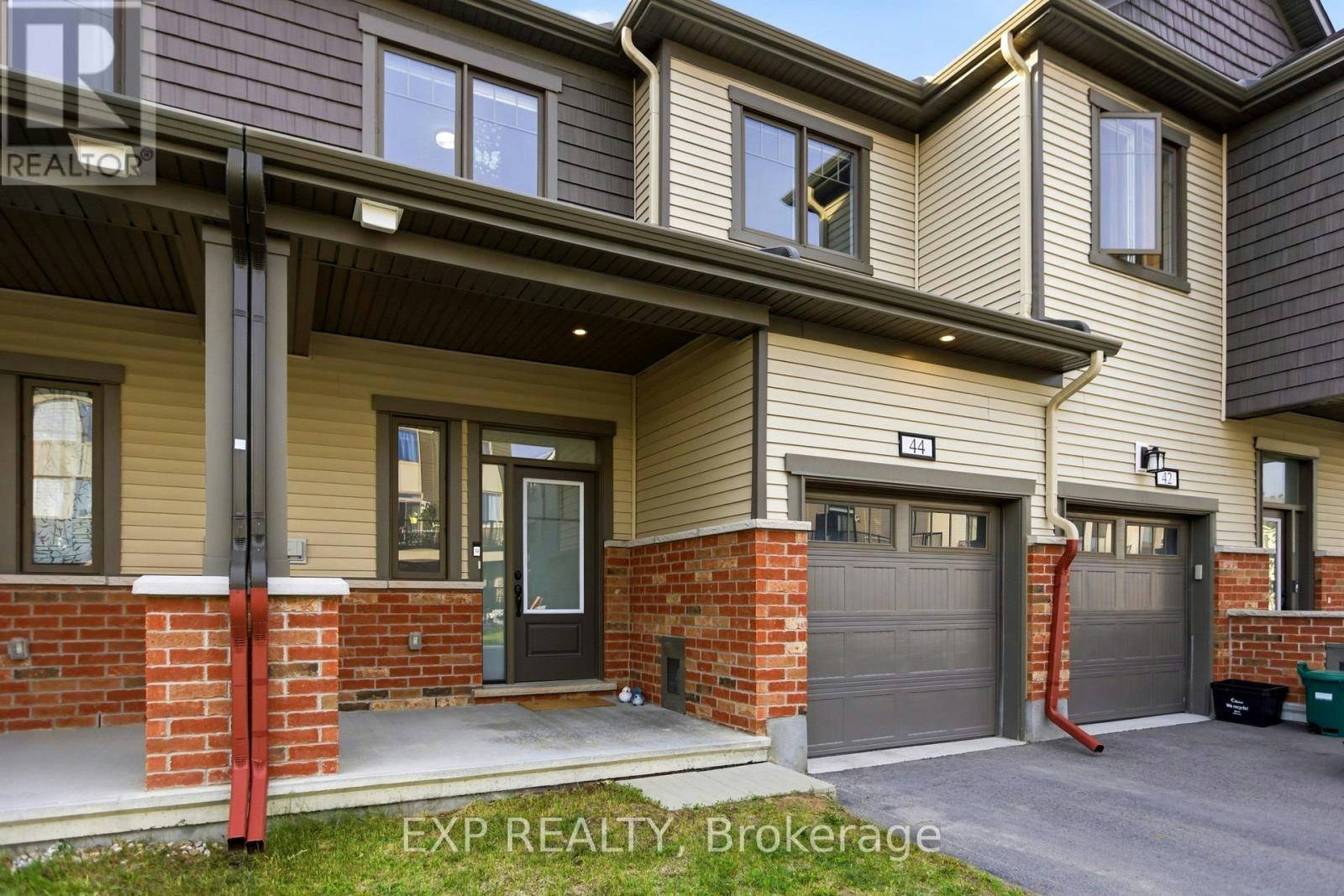 44 Lentago Avenue, Ottawa, ON, K2J 7A2 - 2