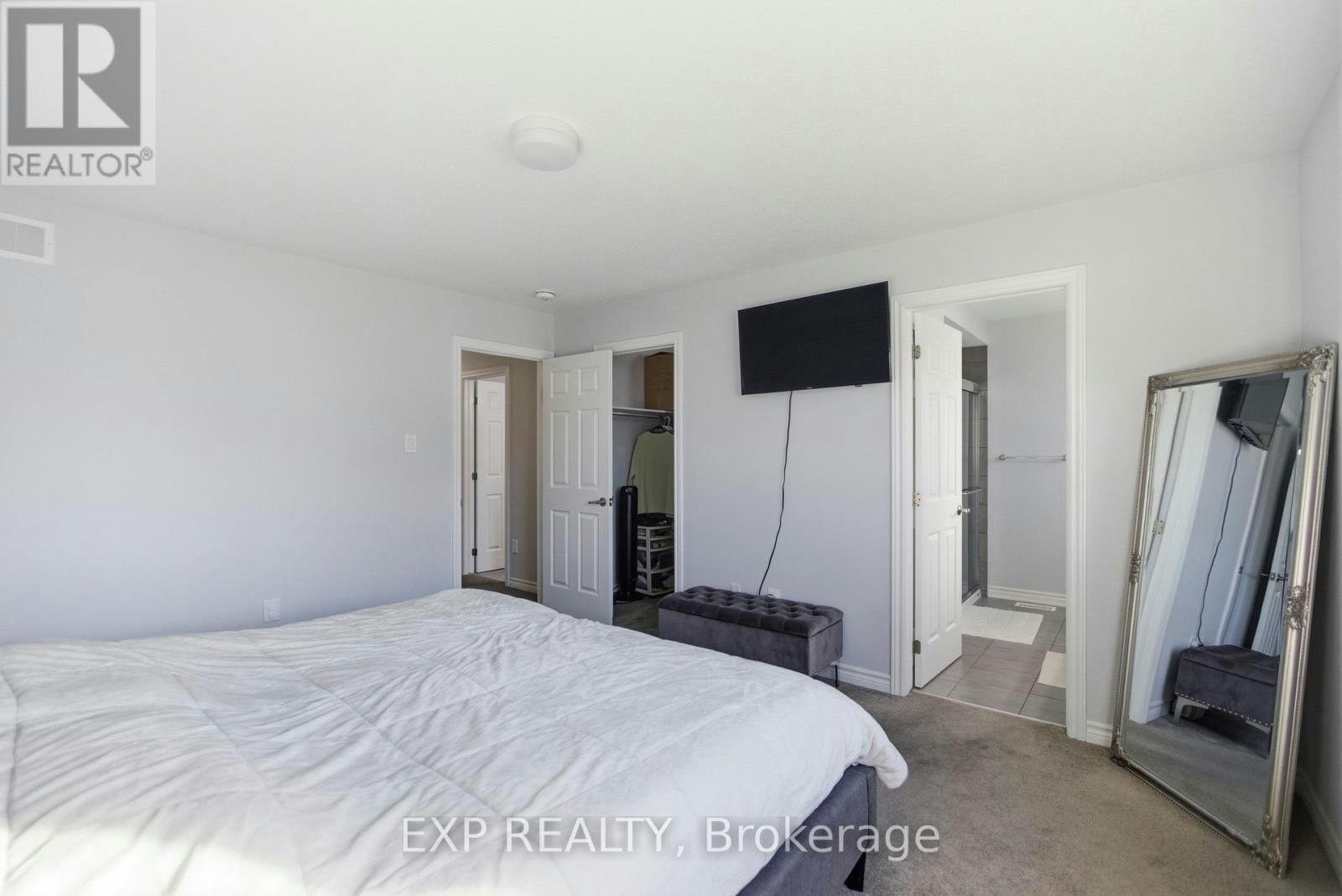 44 Lentago Avenue, Ottawa, ON, K2J 7A2 - 14