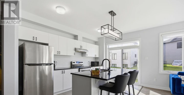 44 Lentago Avenue, Ottawa, ON, K2J 7A2 - 7
