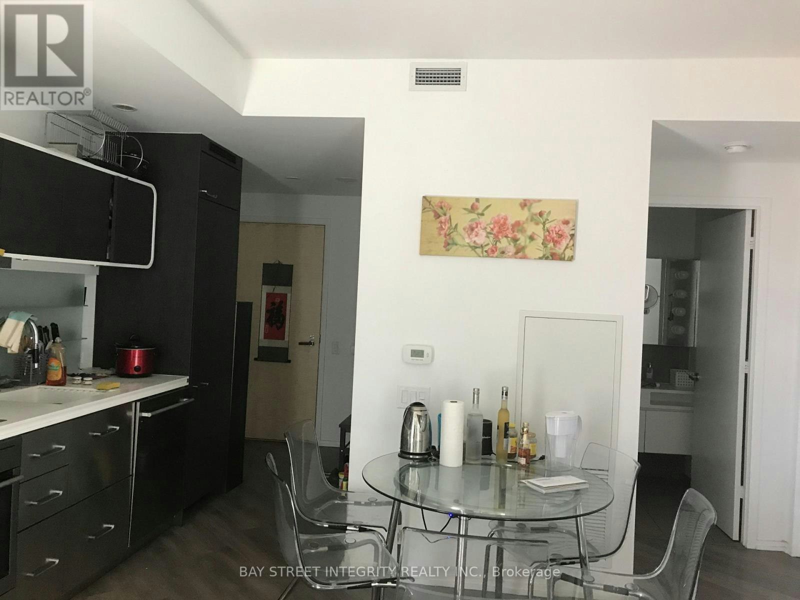 802-45 Charles Street E, Toronto, ON, M4Y 1S2 - 6