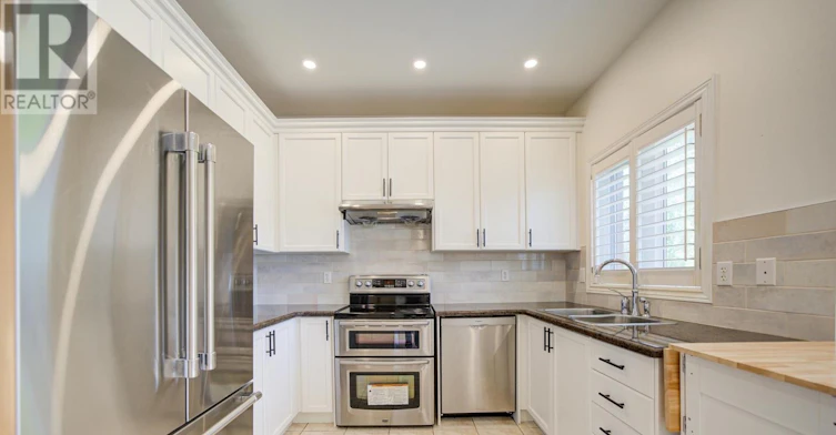 39 Schuster Lane, Vaughan, ON, L4J 8Y7 - 12
