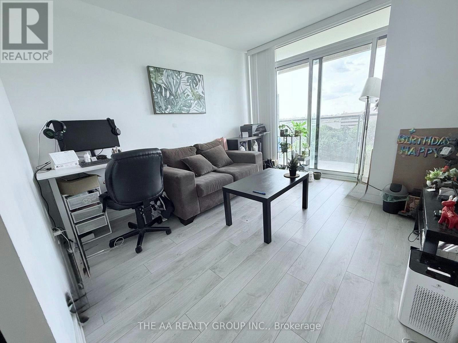 1010-160 Flemington Road, Toronto, ON, M6A 2P3 - 13