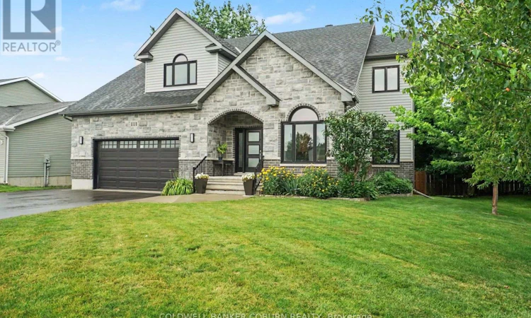 88 Tabitha Crescent