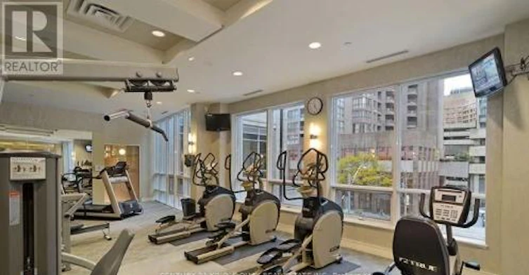 2714-763 Bay Street, Toronto, ON, M5G 2R3 - 5