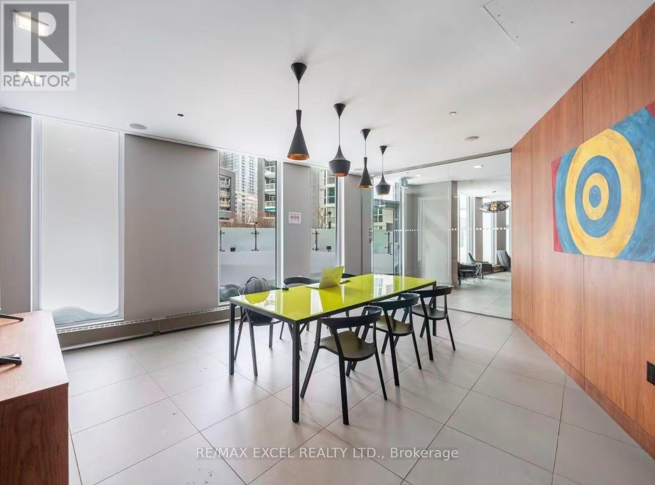 1915-75 Queens Wharf Road, Toronto, ON, M5V 0J8 - 18
