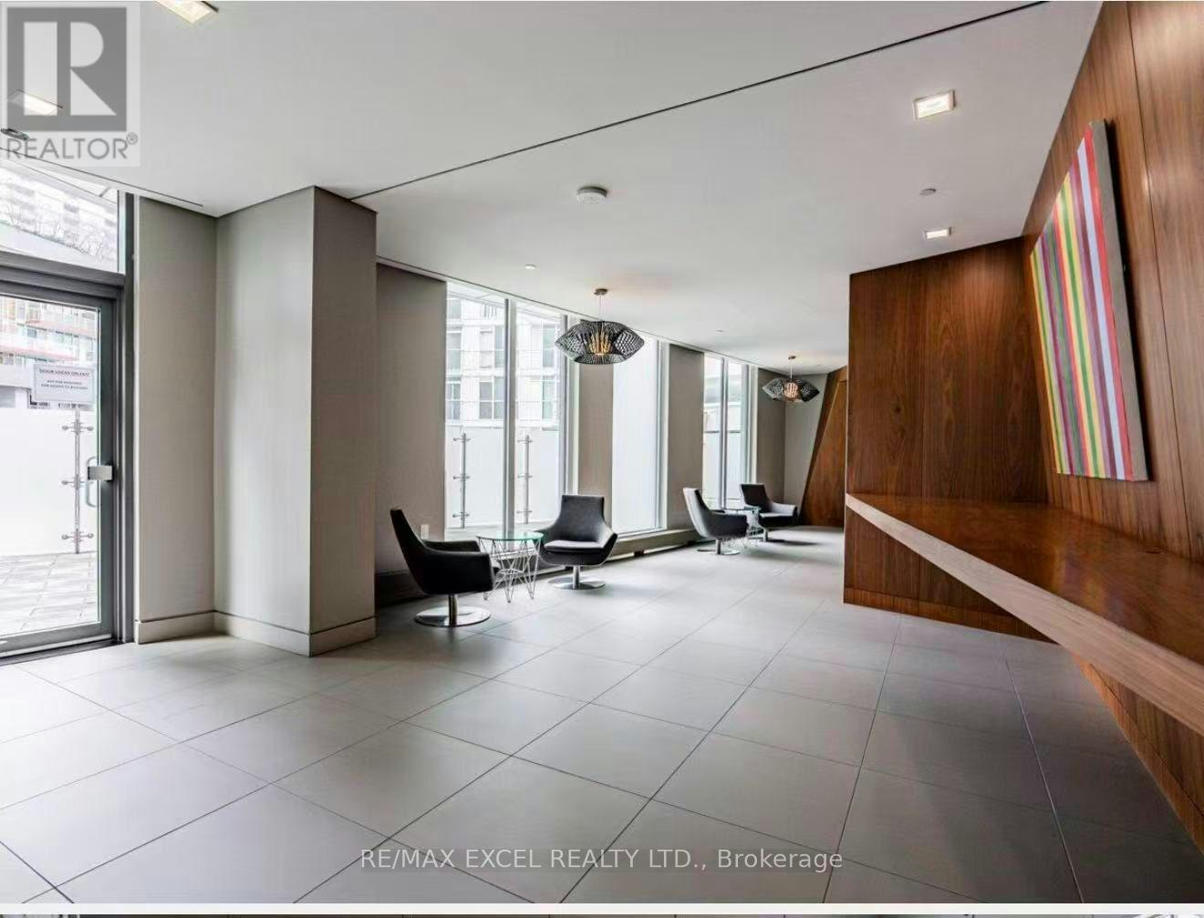 1915-75 Queens Wharf Road, Toronto, ON, M5V 0J8 - 8