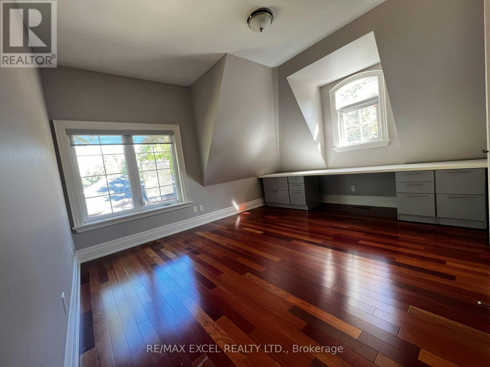 1205 Streambank Drive, Mississauga, ON, L5H 1X1 - 22