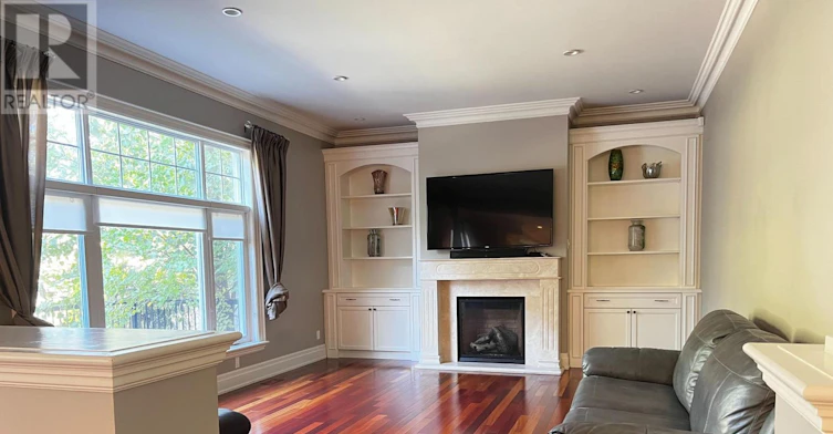 1205 Streambank Drive, Mississauga, ON, L5H 1X1 - 9