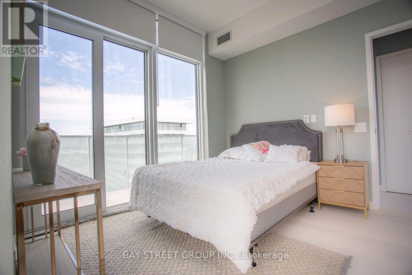 6013-3883 Quartz Road, Mississauga, ON, L5B 0M4