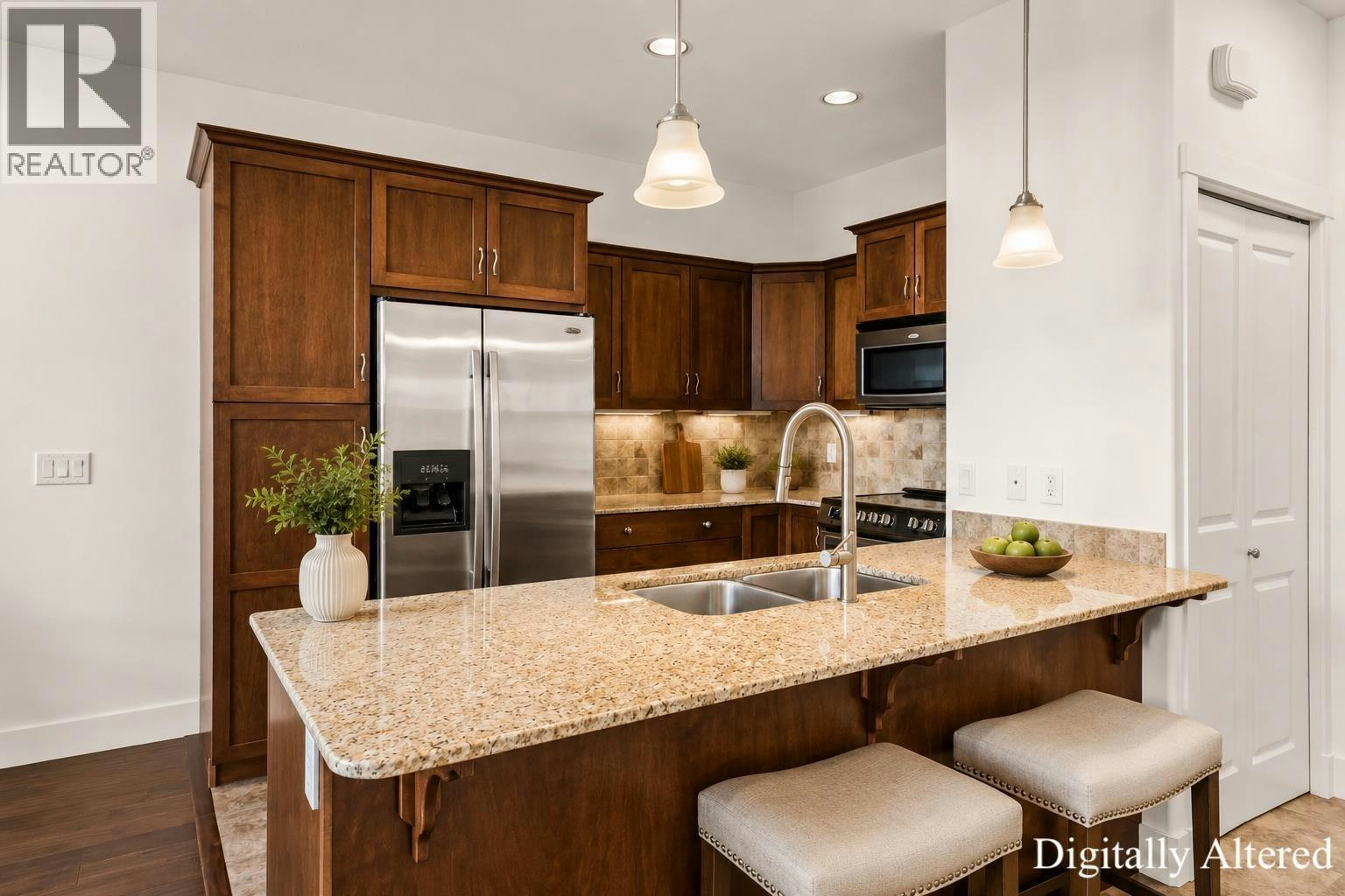 5-3359 Cougar Road - 4
