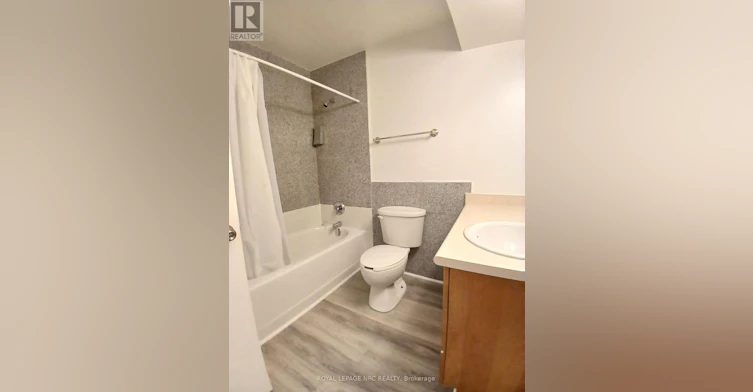 A-5583 Ontario Avenue, Niagara Falls, ON, L2E 3S4 - 6