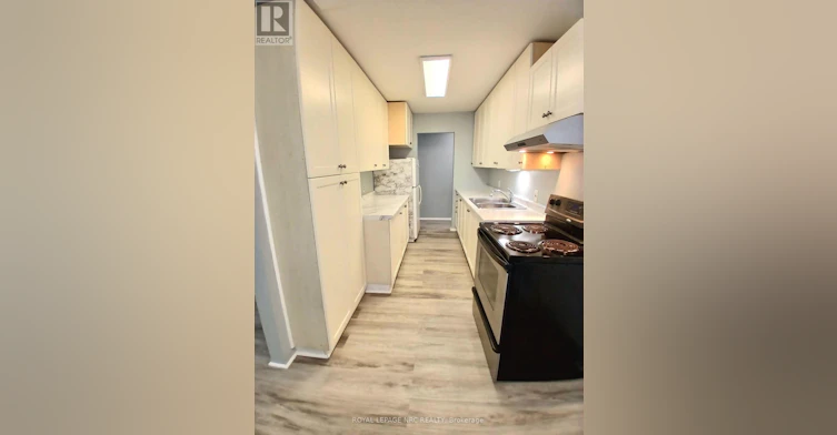 A-5583 Ontario Avenue, Niagara Falls, ON, L2E 3S4 - 8