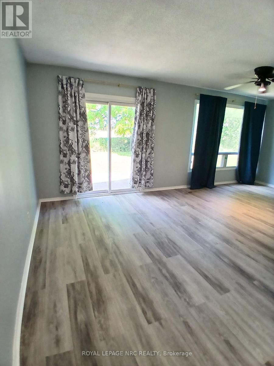 A-5583 Ontario Avenue, Niagara Falls, ON, L2E 3S4 - 10