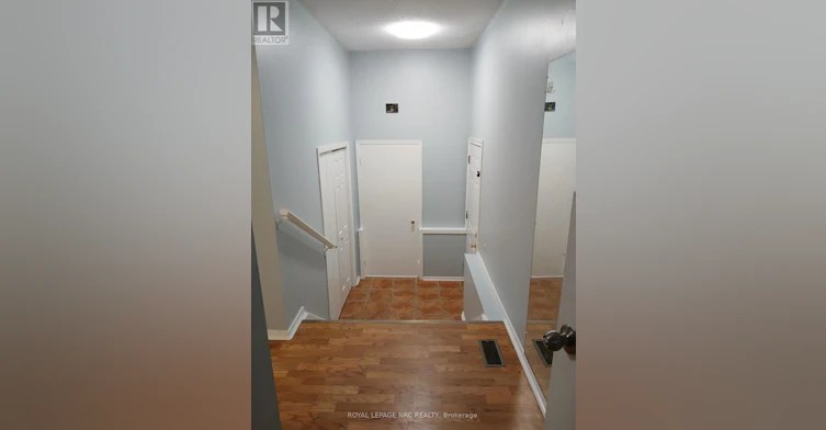 A-5583 Ontario Avenue, Niagara Falls, ON, L2E 3S4 - 2