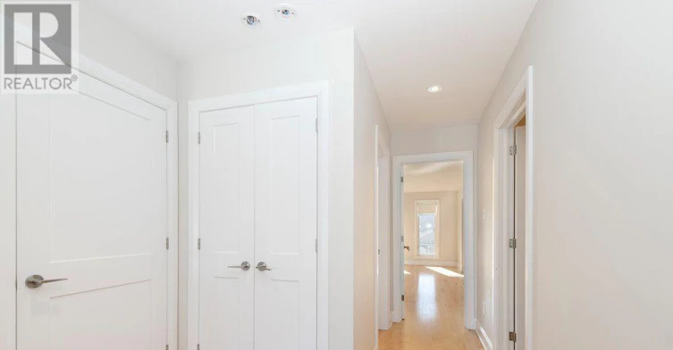 1288A Kilborn Avenue, Ottawa, ON, K1H 6L3 - 17