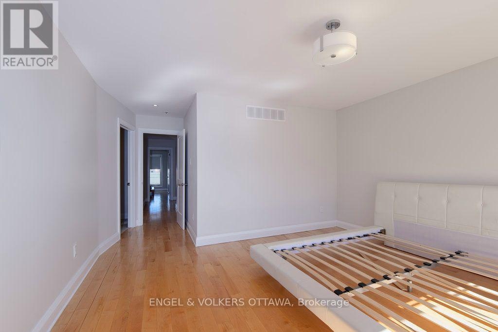1288A Kilborn Avenue, Ottawa, ON, K1H 6L3 - 21