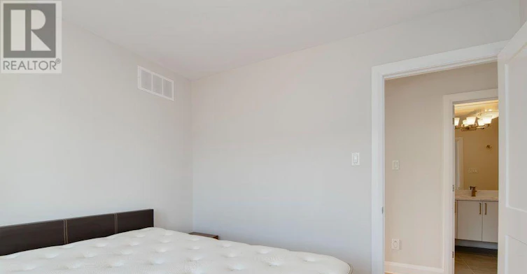 1288A Kilborn Avenue, Ottawa, ON, K1H 6L3 - 28
